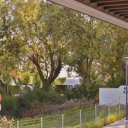 Melina Luxury Suites, Seaside Nests In شقة كوروتا