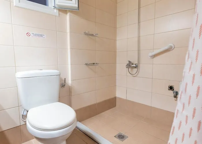 Melina Luxury Suites, Seaside Nests In *