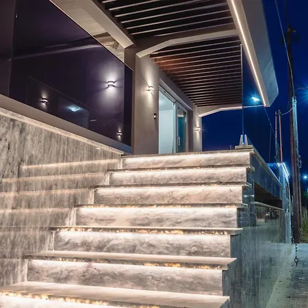 Melina Luxury Suites, Seaside Nests In Κουρούτα