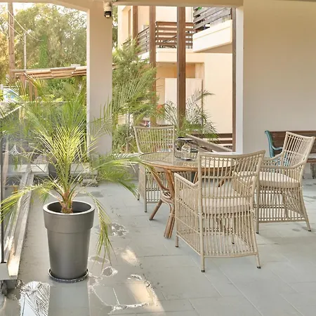 דירה Melina Luxury Suites, Seaside Nests In *
