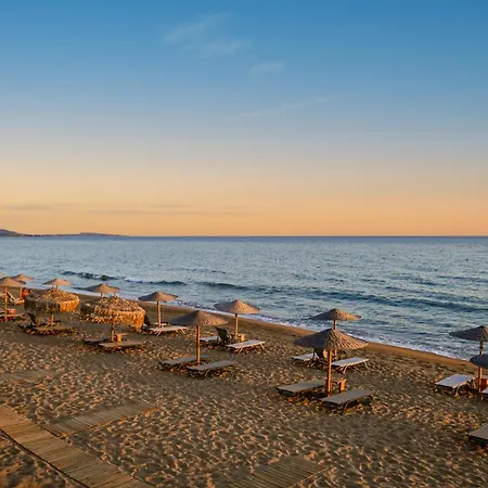 Melina Luxury Suites, Seaside Nests In Appartement