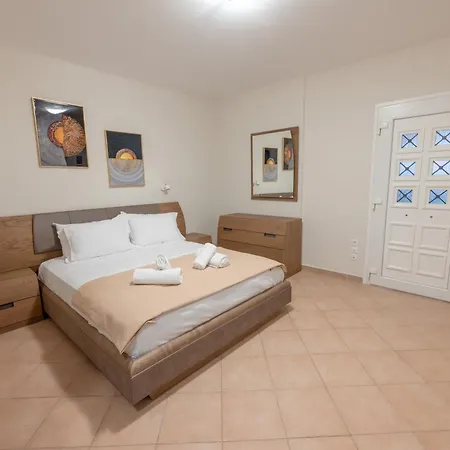 Appartement Melina Luxury Suites, Seaside Nests In Kourouta