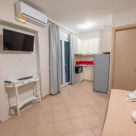 Melina Luxury Suites, Seaside Nests In Appartement