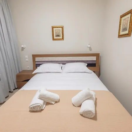 Melina Luxury Suites, Seaside Nests In * Kourouta