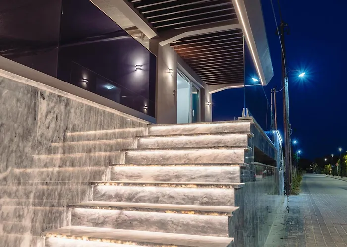 Melina Luxury Suites, Seaside Nests In Kourouta