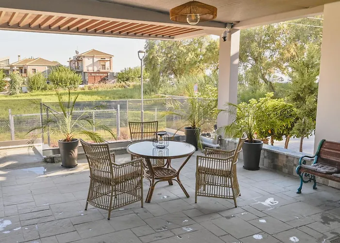 Melina Luxury Suites, Seaside Nests In Kourouta