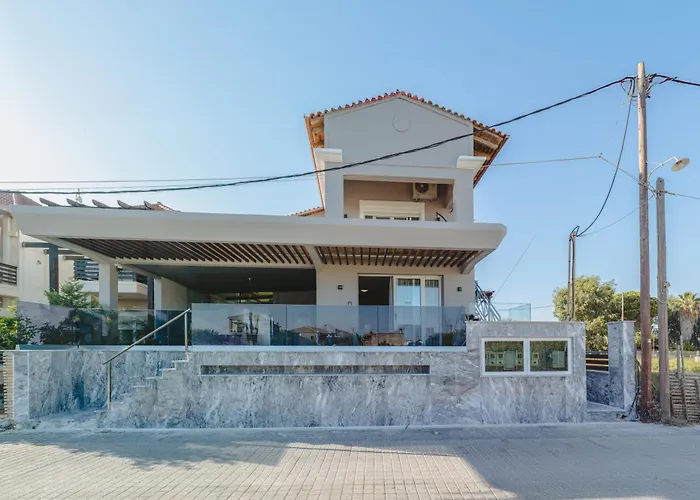 Apartman Melina Luxury Suites, Seaside Nests In *