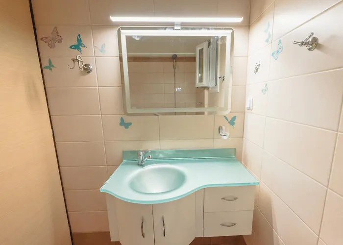 Appartement Melina Luxury Suites, Seaside Nests In Kourouta