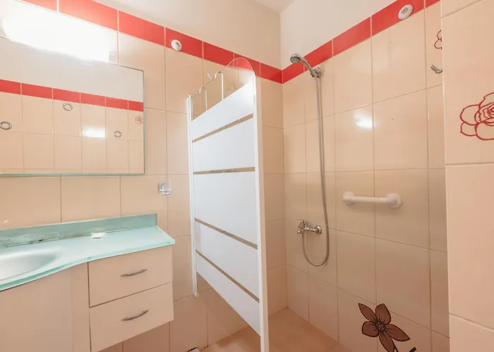 Melina Luxury Suites, Seaside Nests In Apartman *